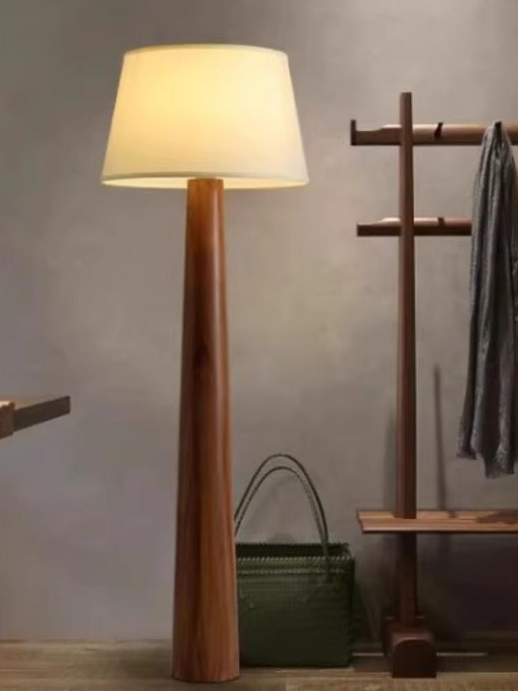 Floor Lamp Tripod - Торшер из конического дуба Ваби-Саби Ретро